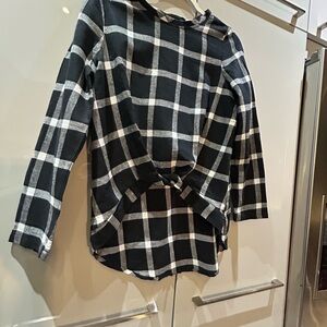 Black and White Plaid Long Sleeve Top